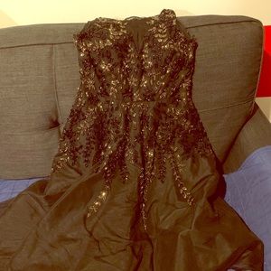 Aidon Mattox beaded dress.